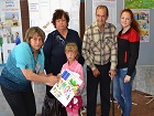 Никольченко Анатолий Иванович с супругой Надеждой и внучками Алиной и Ладой